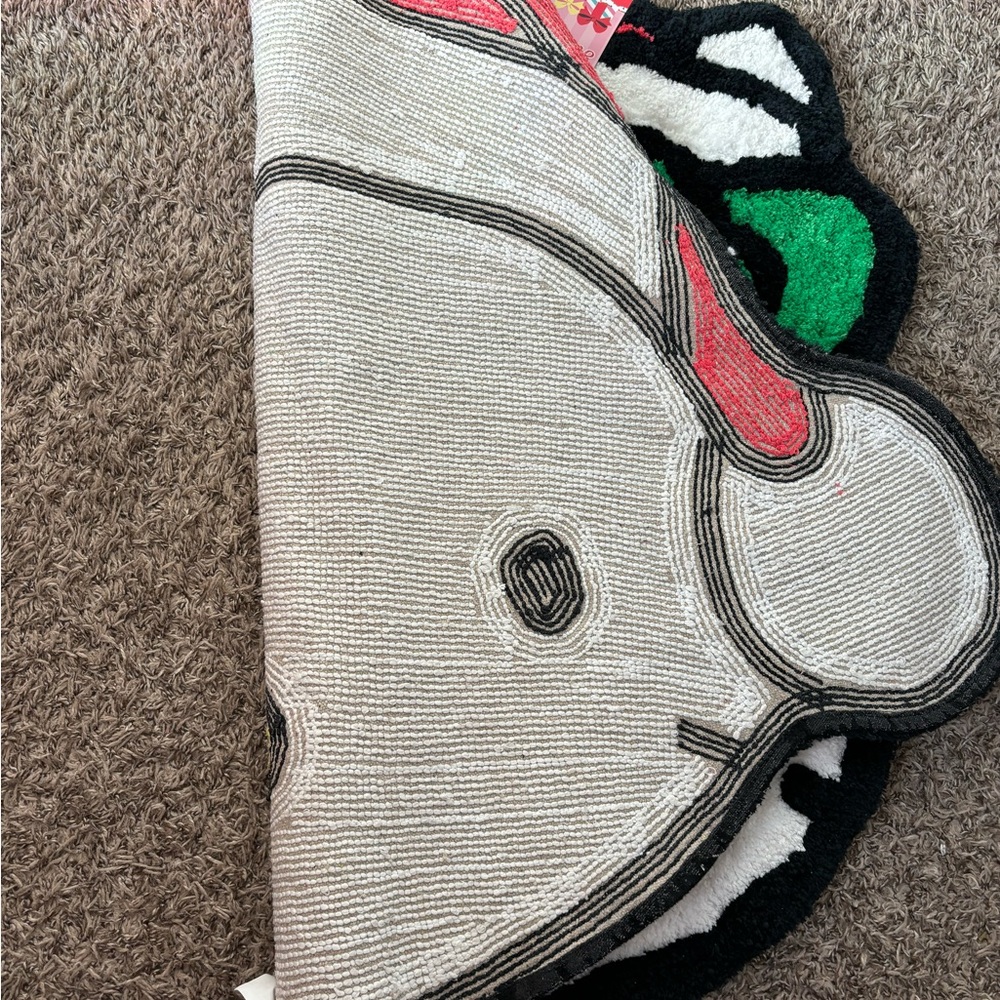 Hello Kitty Christmas Rug - Picture 3 of 4